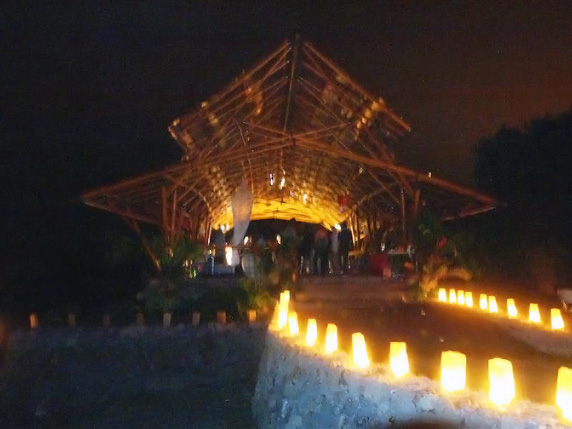 Wave-Pavilion-Kona-Hawaii